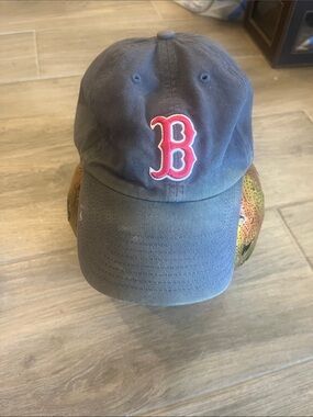 Boston 'B' Embroidered Grey Baseball Cap